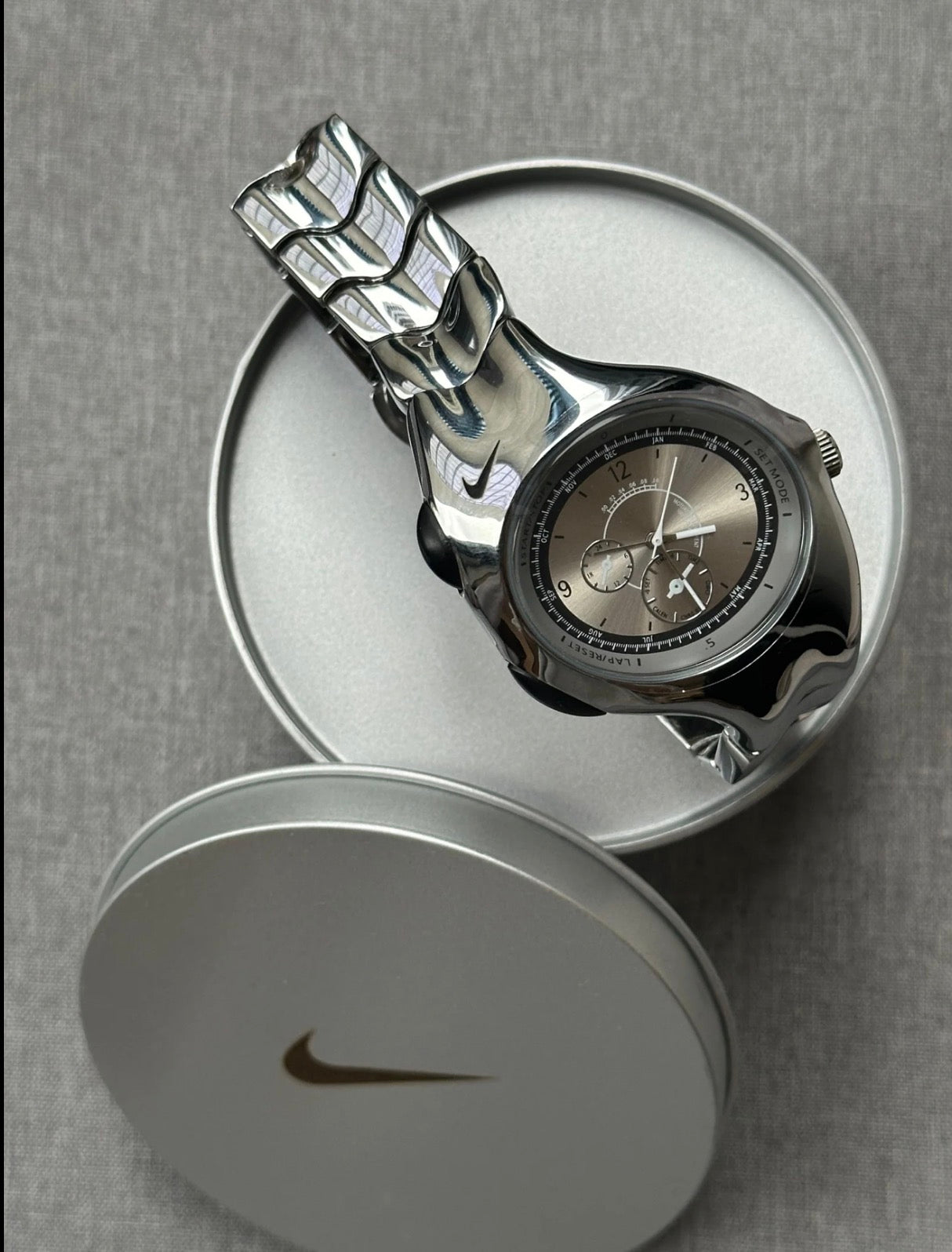 Nike triax silver