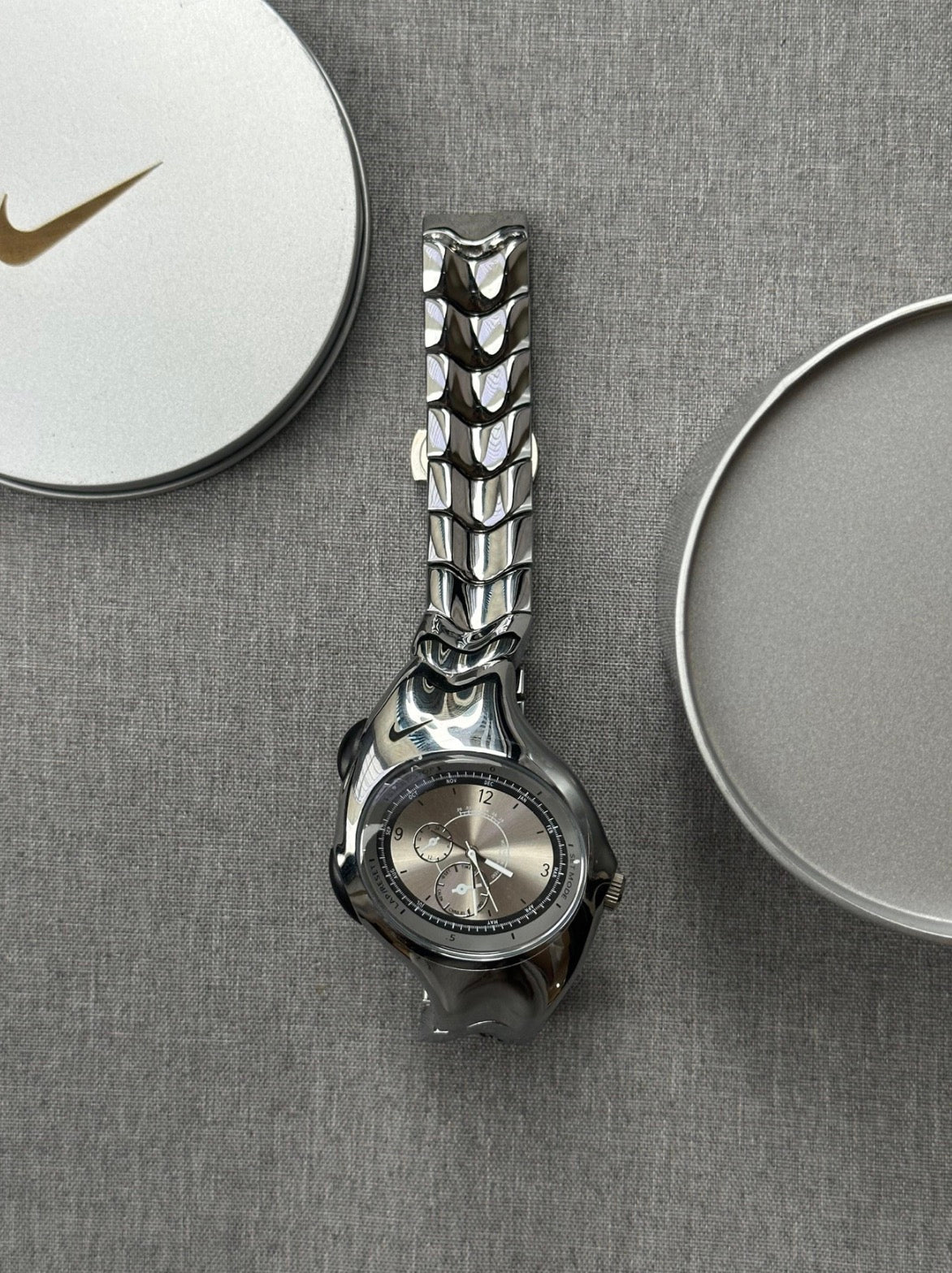 Nike triax silver